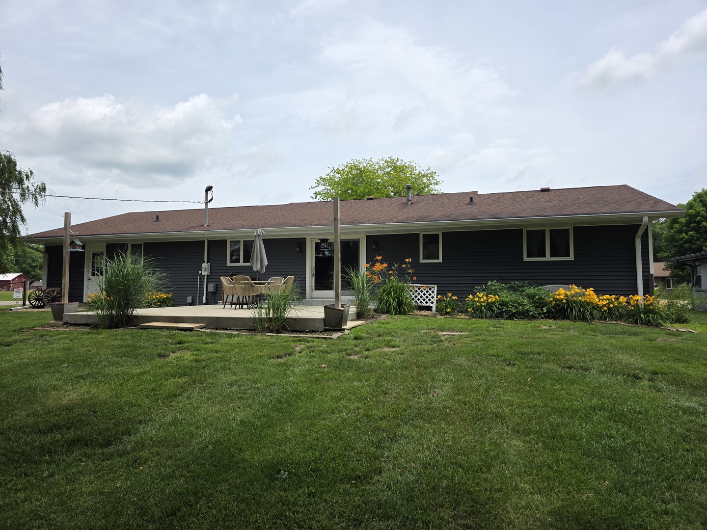 304 Tree Lane Property Photo 15