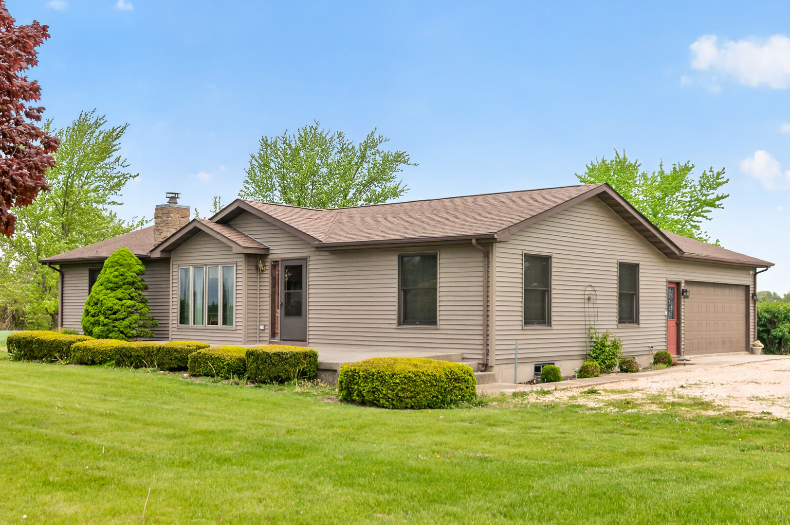 8086 Kane Road Property Photo 1