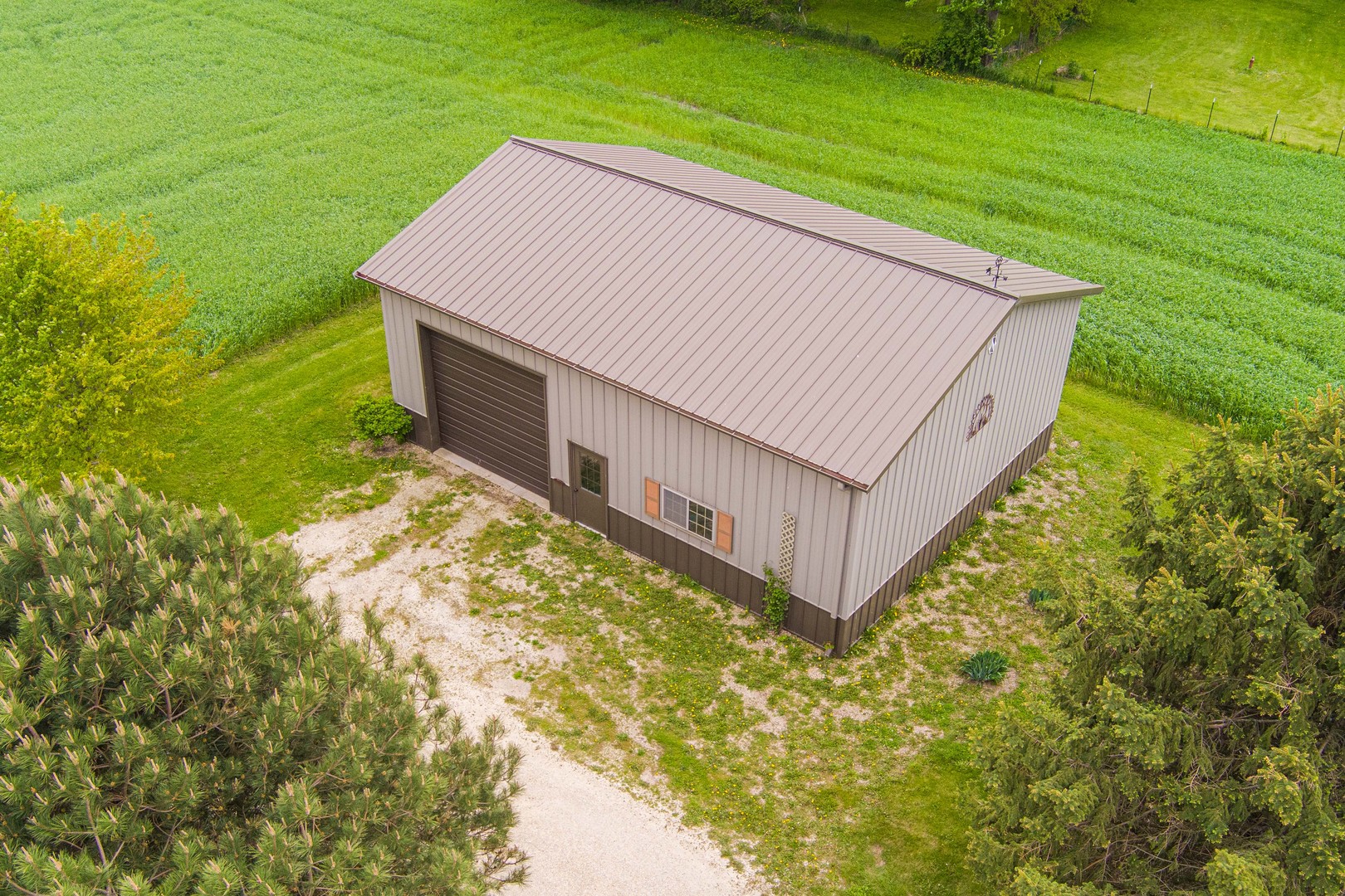 8086 Kane Road Property Photo 8