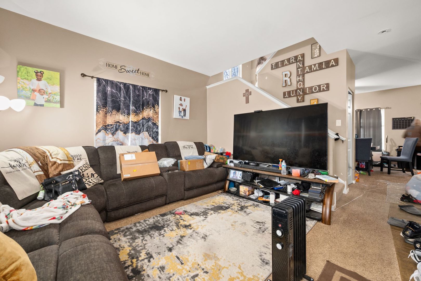 2269 Rebecca Circle Property Photo 4