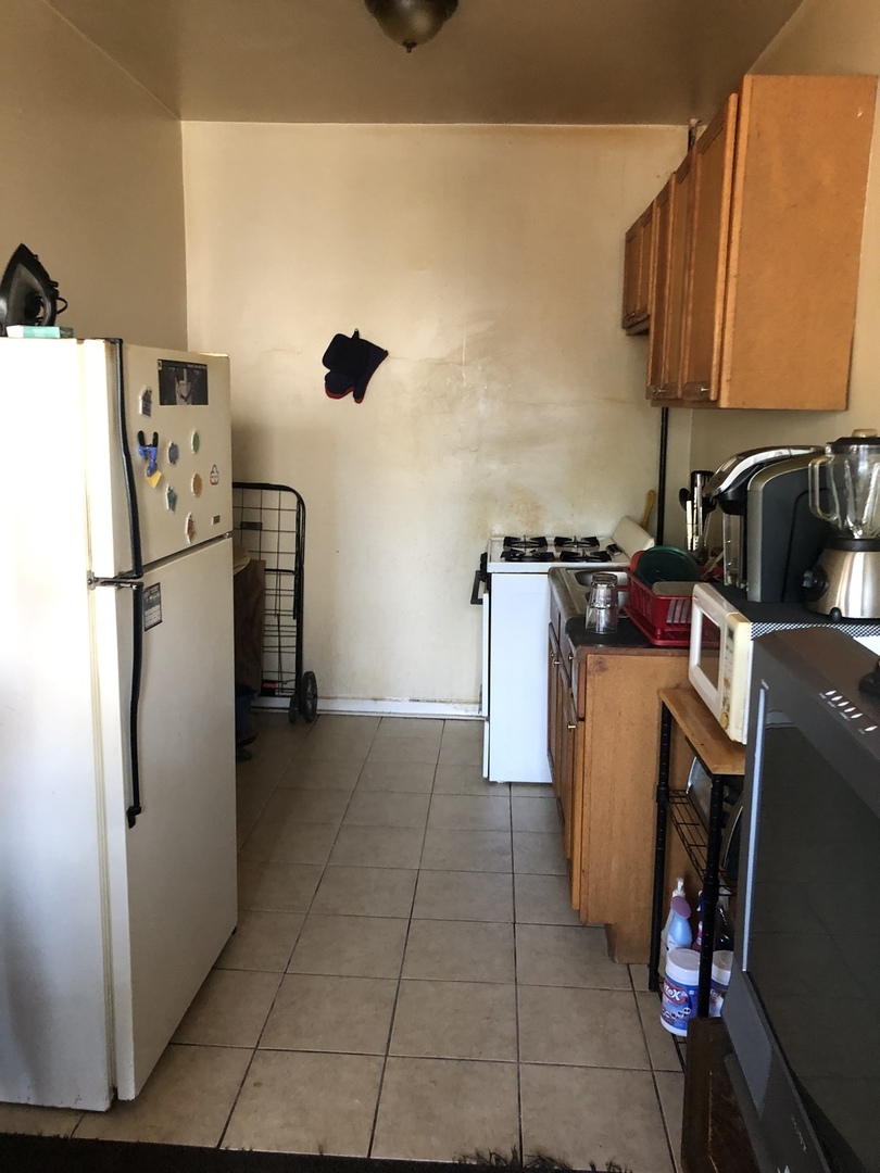 1908 E 79th Street Property Photo 8