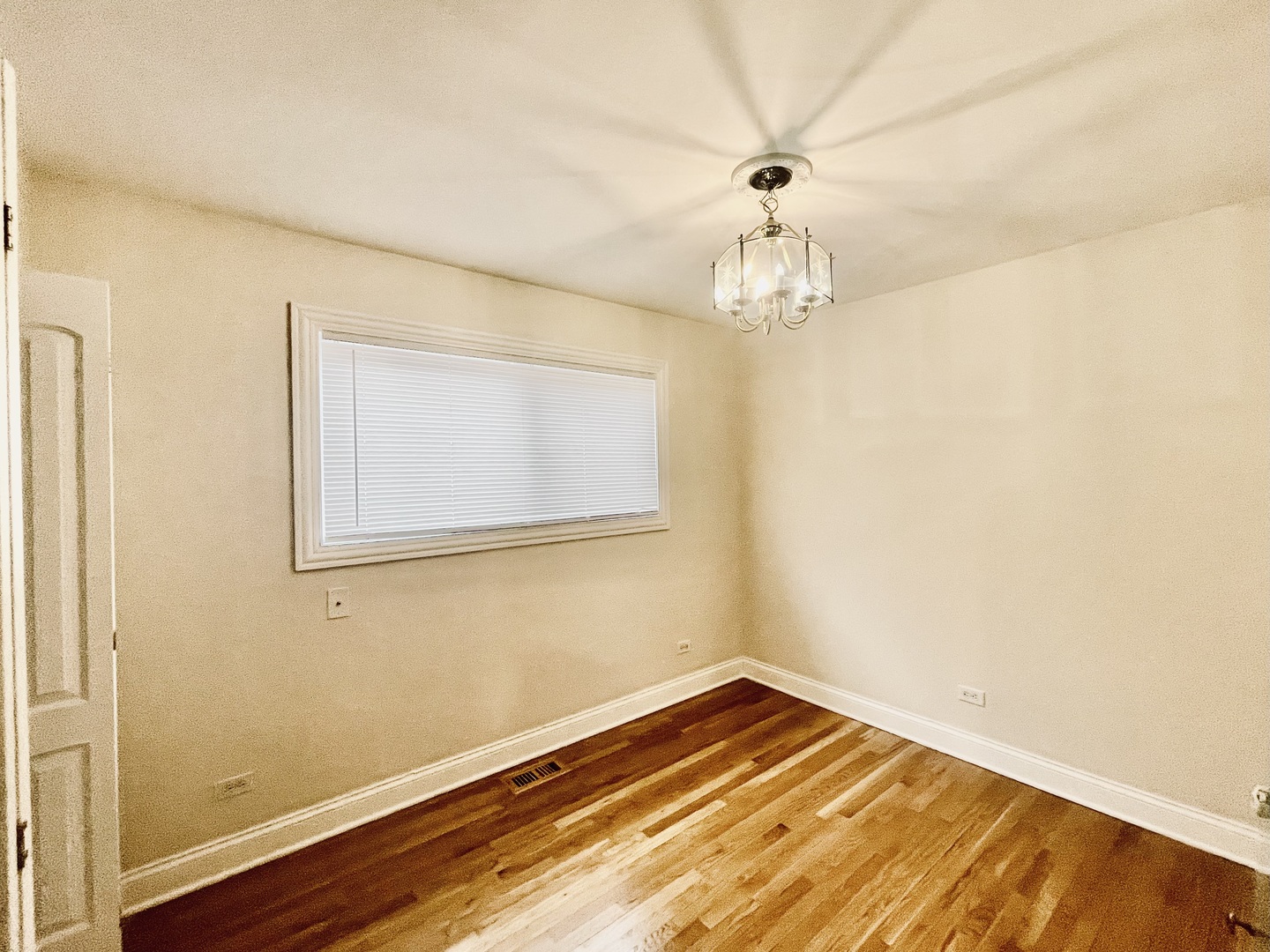 8425 S Marshfield Avenue Property Photo 14