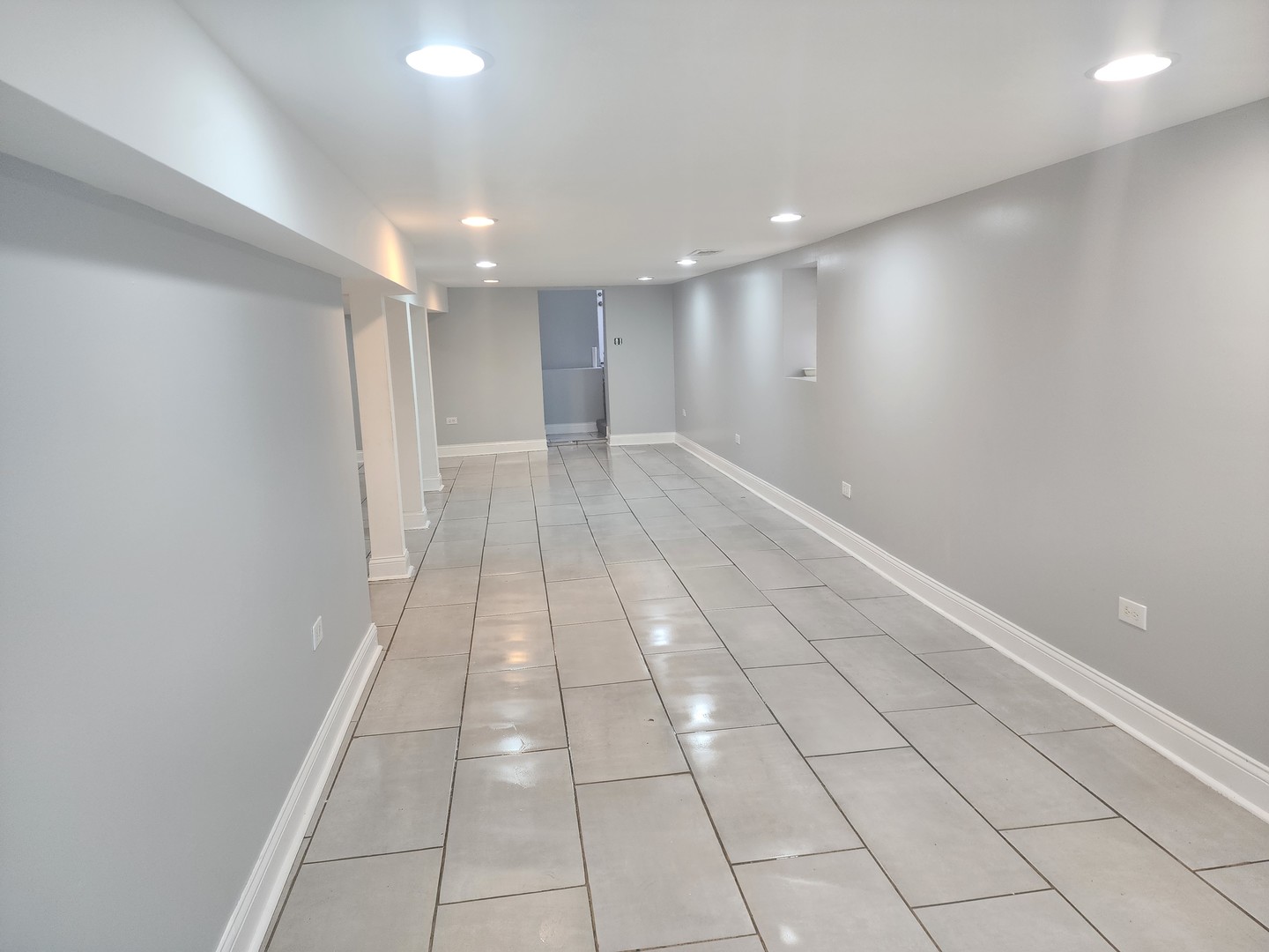 2102 W 68th Place Property Photo 17