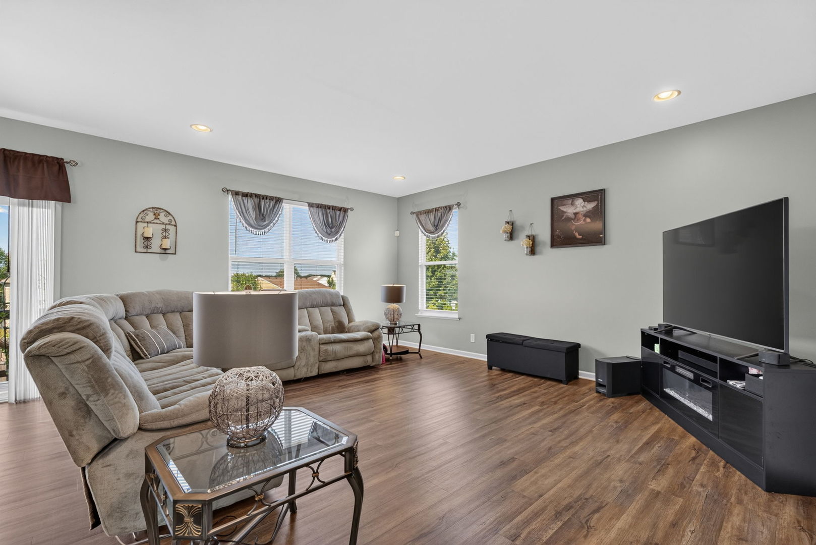 2431 Fitzhugh Turn Property Photo 19