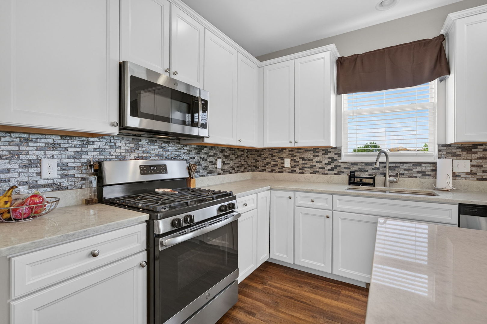 2431 Fitzhugh Turn Property Photo 30