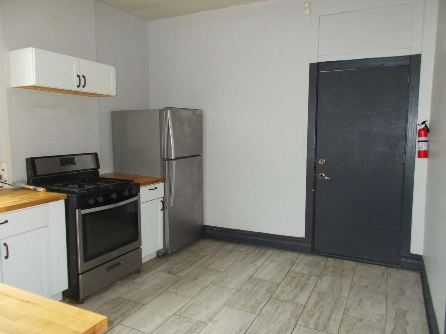 5715 S Sangamon Avenue 2 Property Photo 3