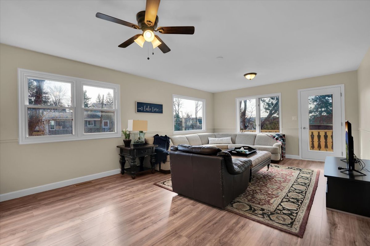 49 N Lake Avenue Property Photo 20