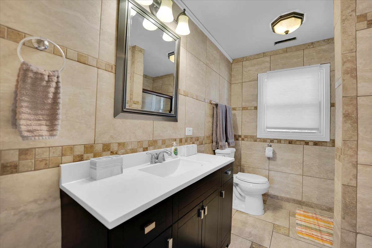 49 N Lake Avenue Property Photo 31