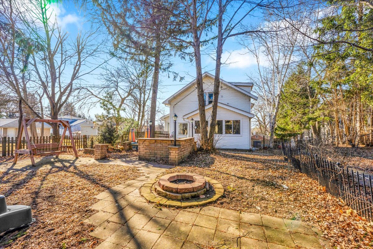 49 N Lake Avenue Property Photo 39