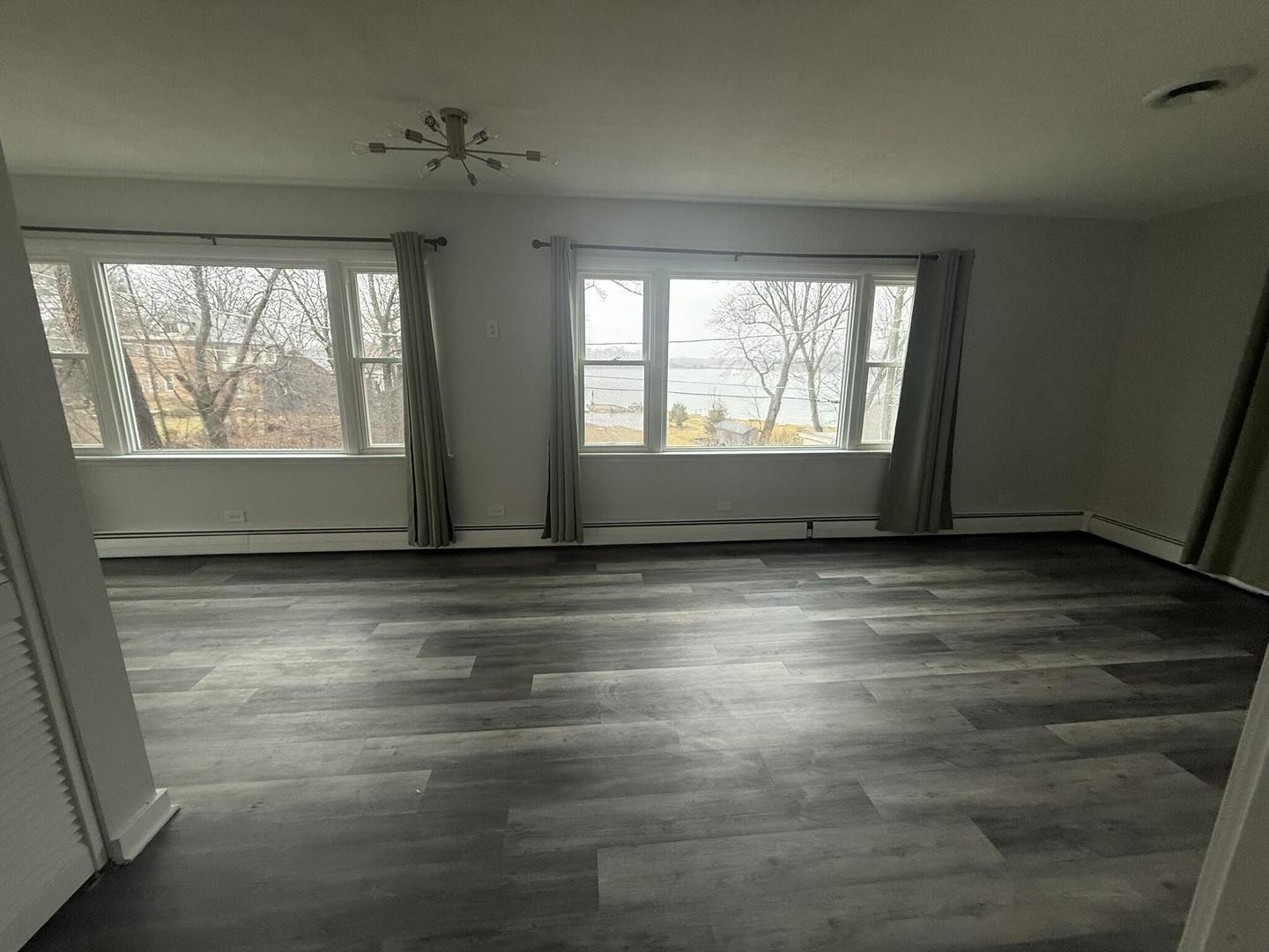 21990 W 6th Street Property Photo 8