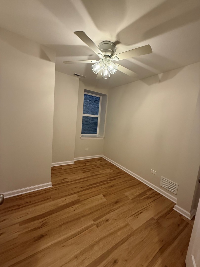 5751 W Higgins Avenue 1s Property Photo 9