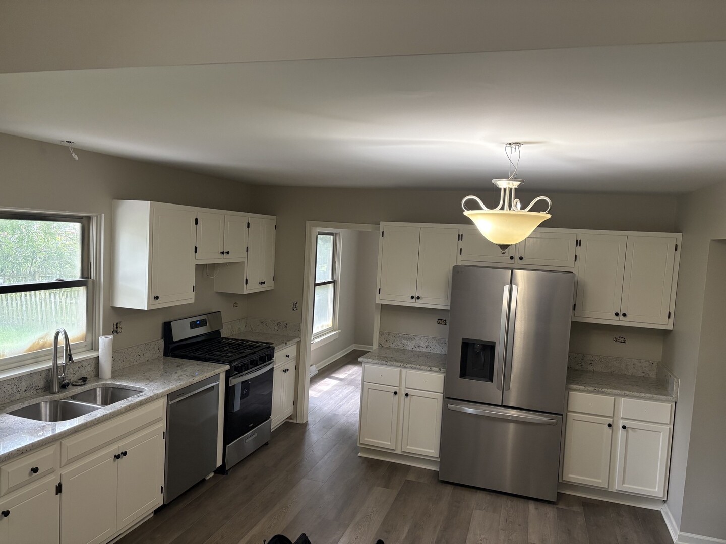 2284 Salisbury Drive Property Photo 5
