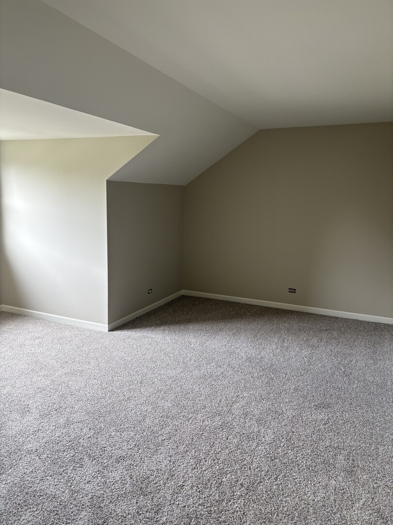 2284 Salisbury Drive Property Photo 6