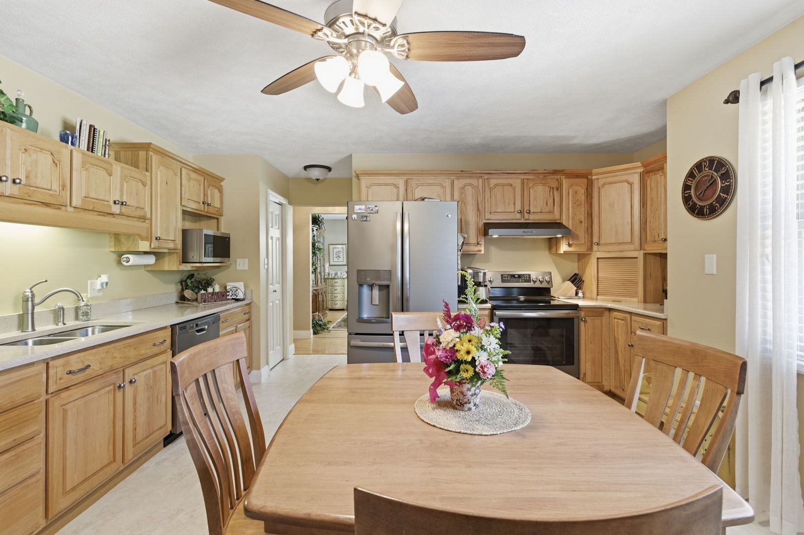 9916 Karnes Road Property Photo 10