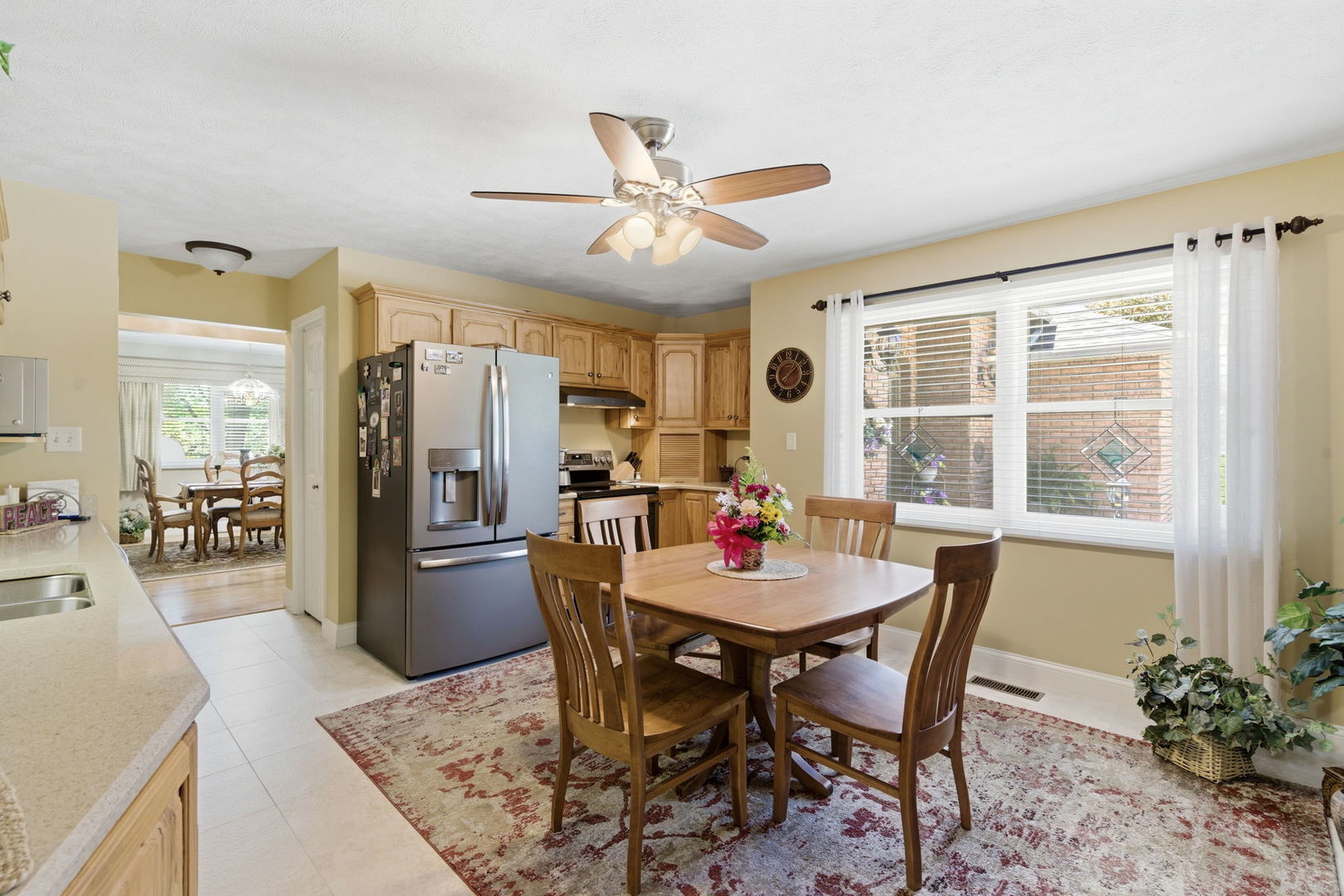 9916 Karnes Road Property Photo 11