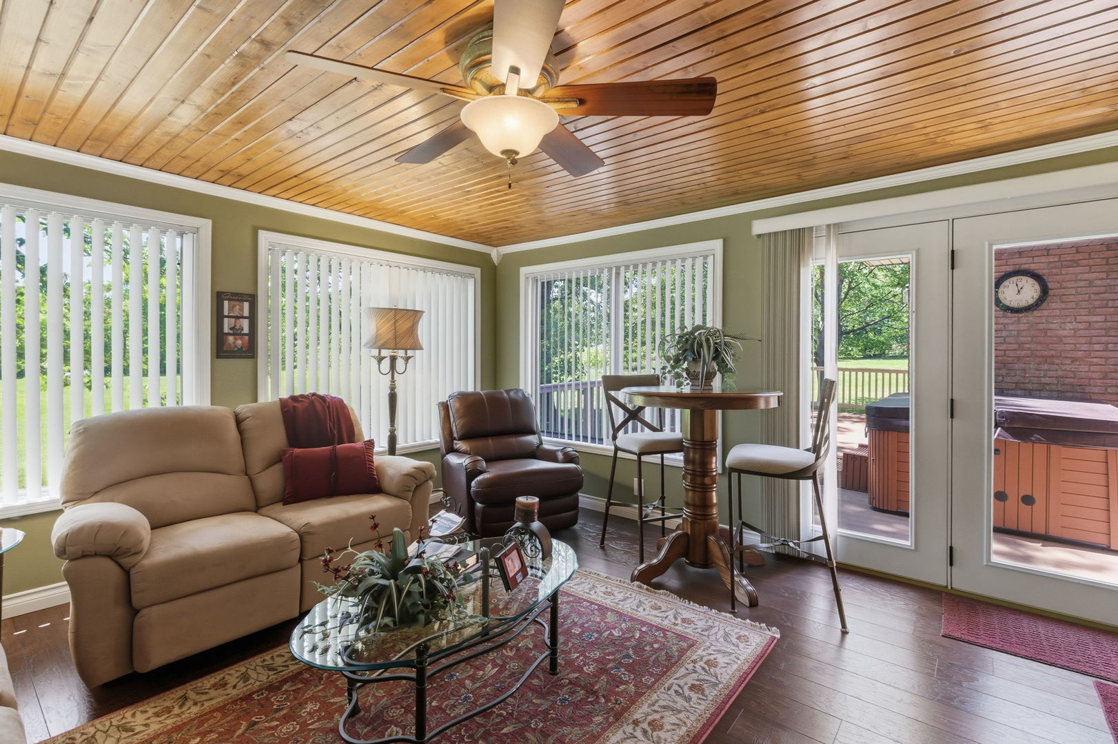 9916 Karnes Road Property Photo 19
