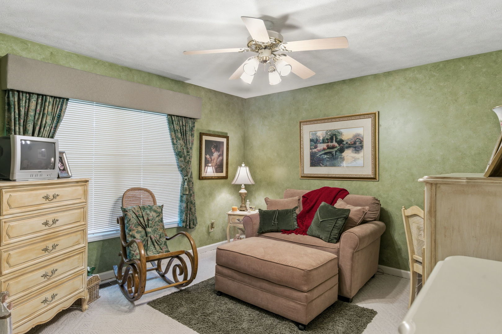 9916 Karnes Road Property Photo 21