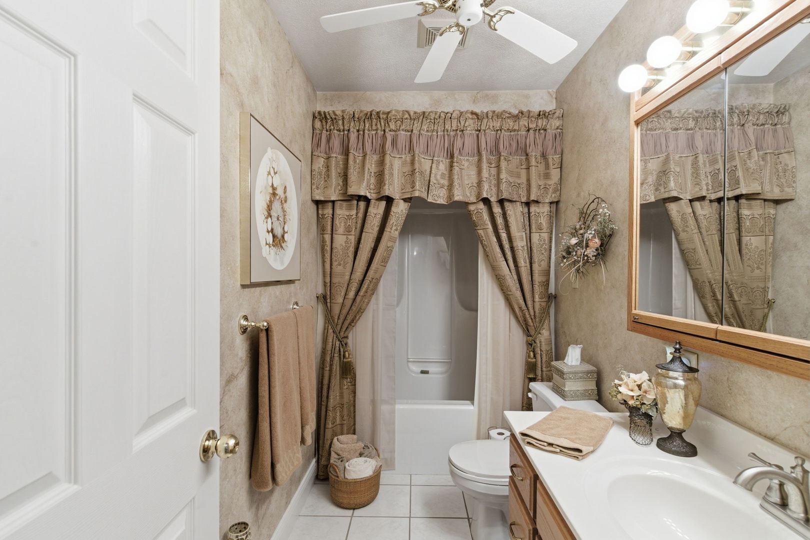 9916 Karnes Road Property Photo 35