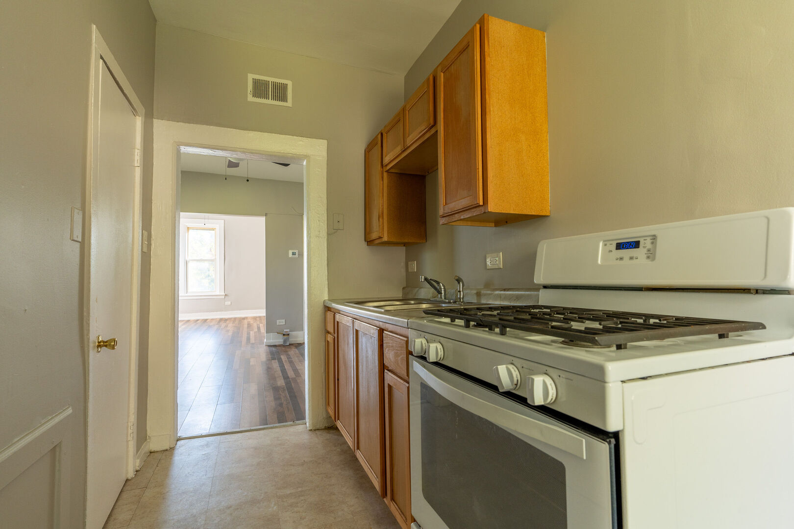 7724 S Avalon Avenue 2 Property Photo 15