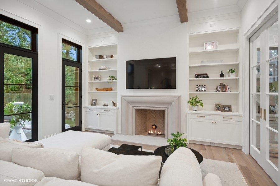 488 Park Avenue Property Photo 11