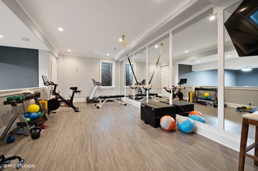 488 Park Avenue Property Photo 32