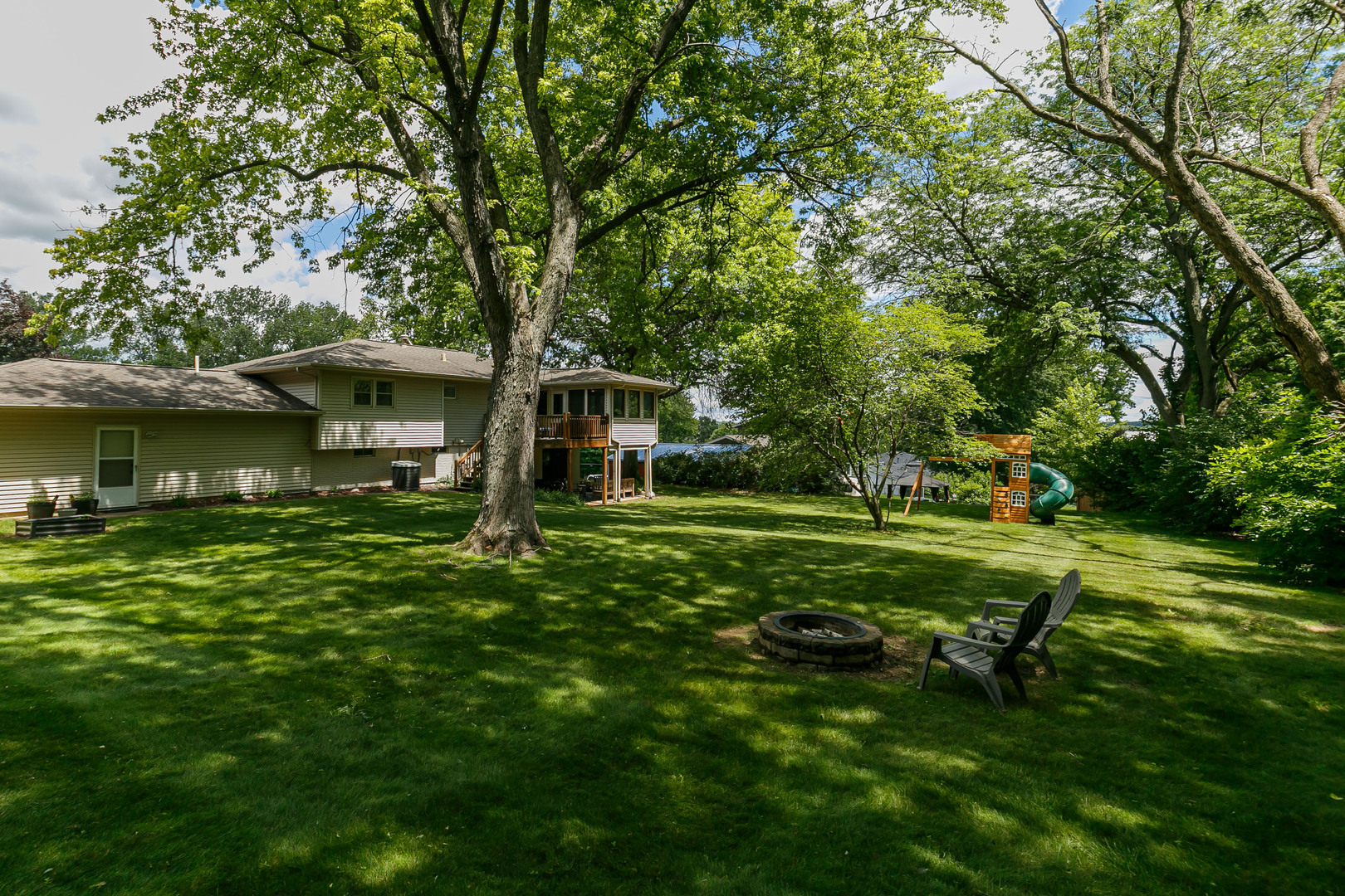 6319 Dodds Drive Property Photo 3