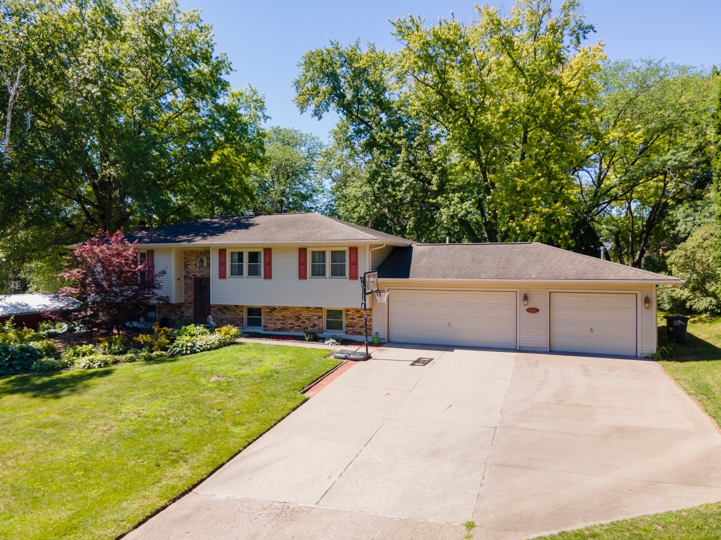 6319 Dodds Drive Property Photo 48