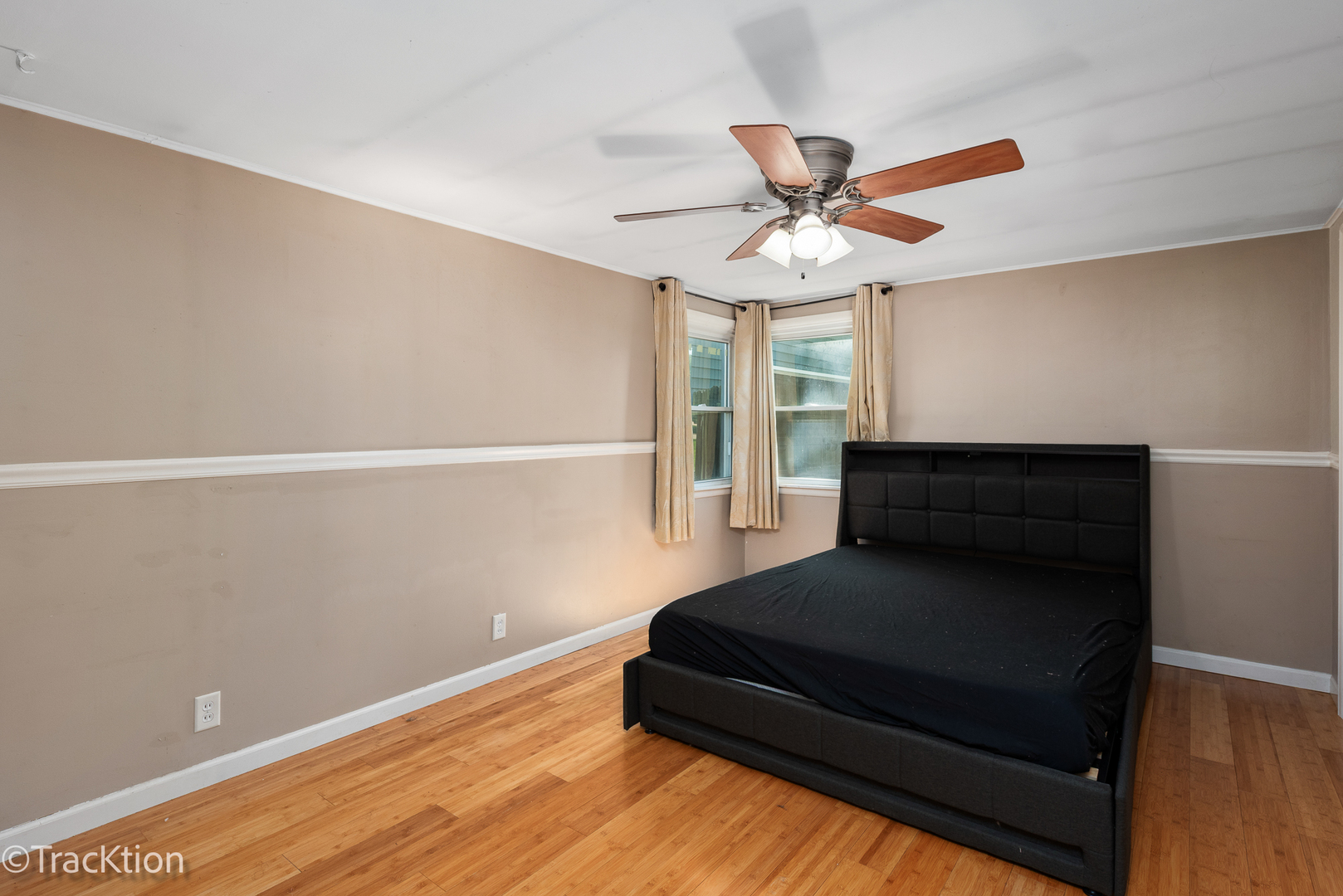 1314 Catherine Street Property Photo 7