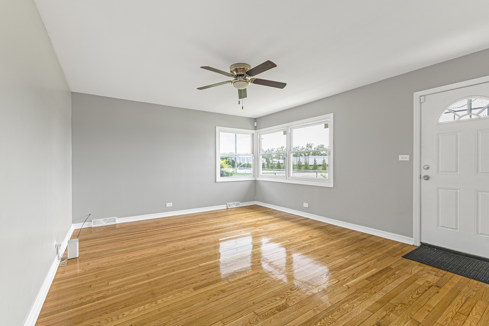 16343 Dixie Highway Property Photo 6