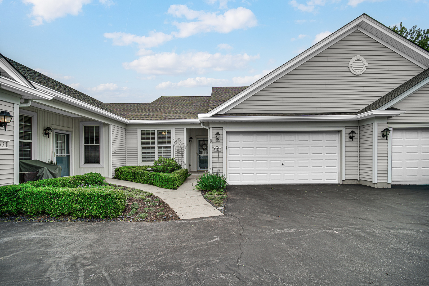 13528 Bonaire Road Property Photo