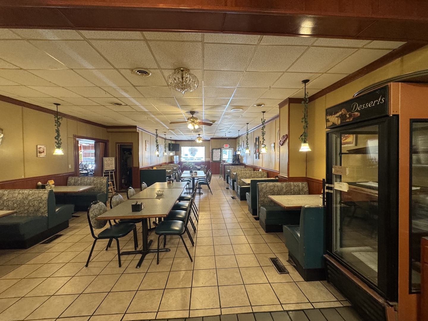 213 S College Avenue Property Photo 4