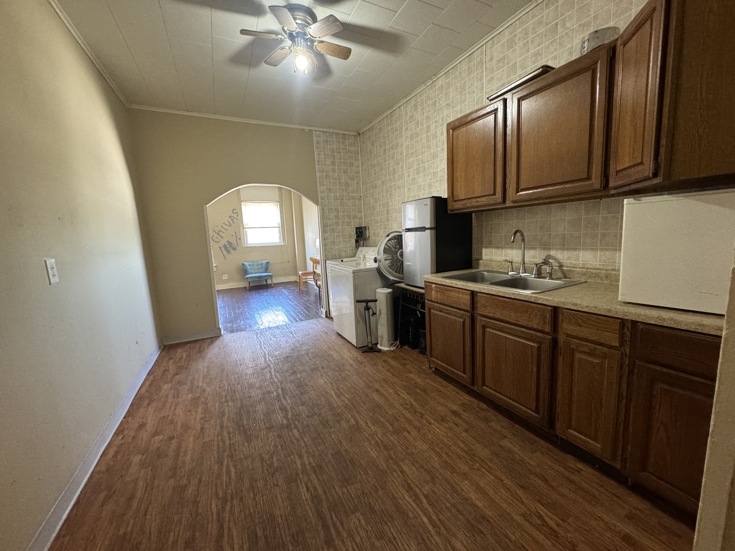 213 S College Avenue Property Photo 28