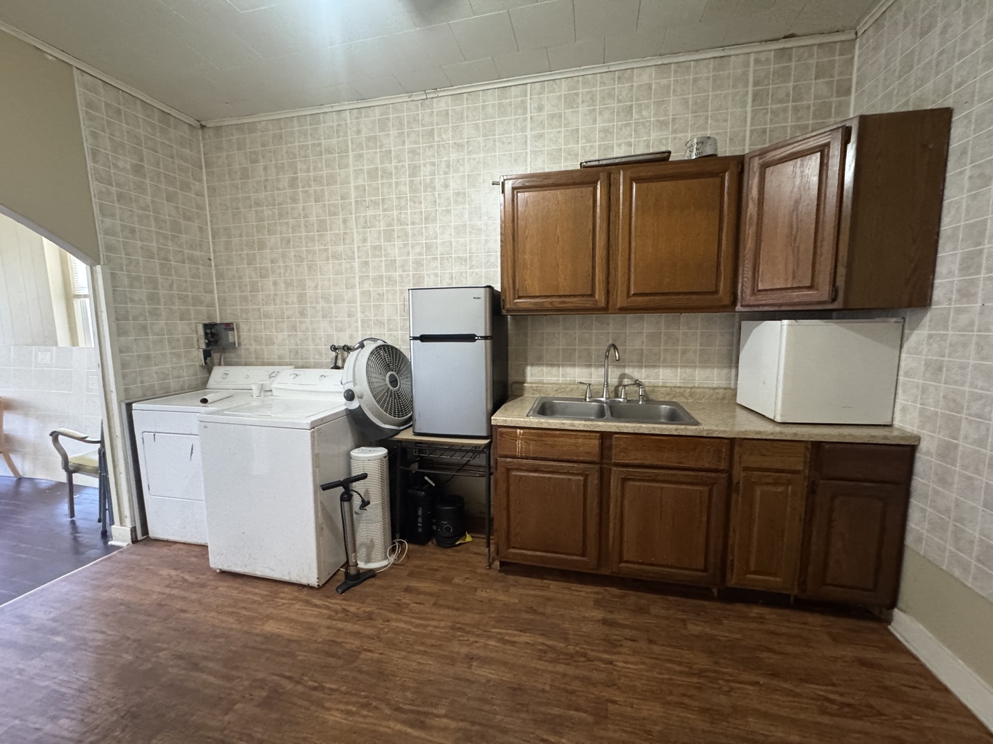 213 S College Avenue Property Photo 29