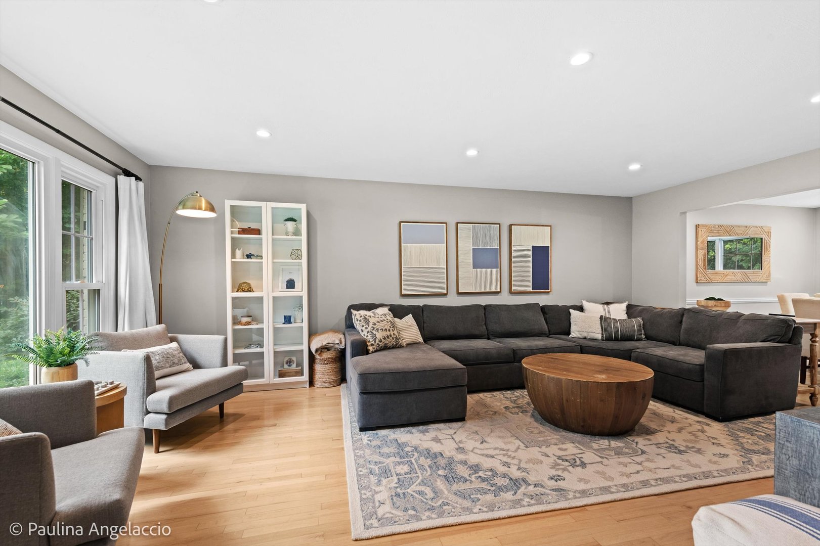 986 Commonwealth Court Property Photo 4