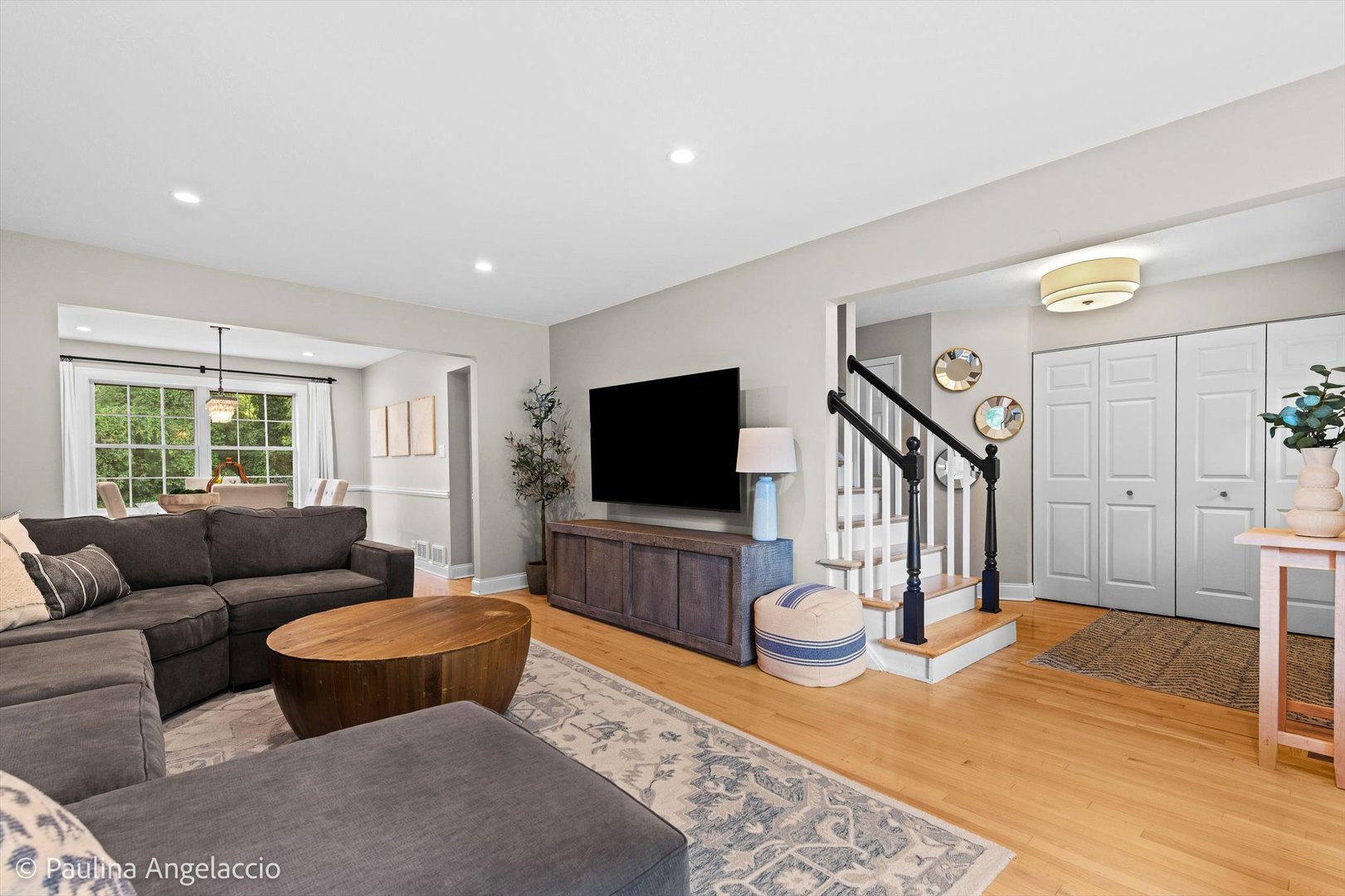986 Commonwealth Court Property Photo 6