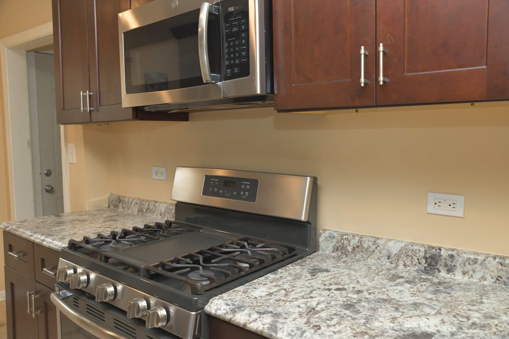 1325 Glenn Drive Property Photo 19