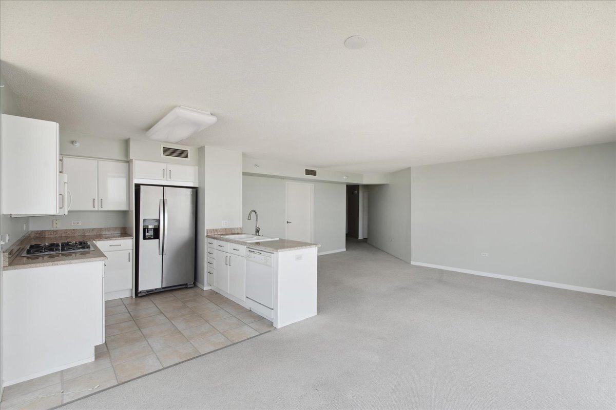 1720 Maple Avenue 2240 Property Photo 3