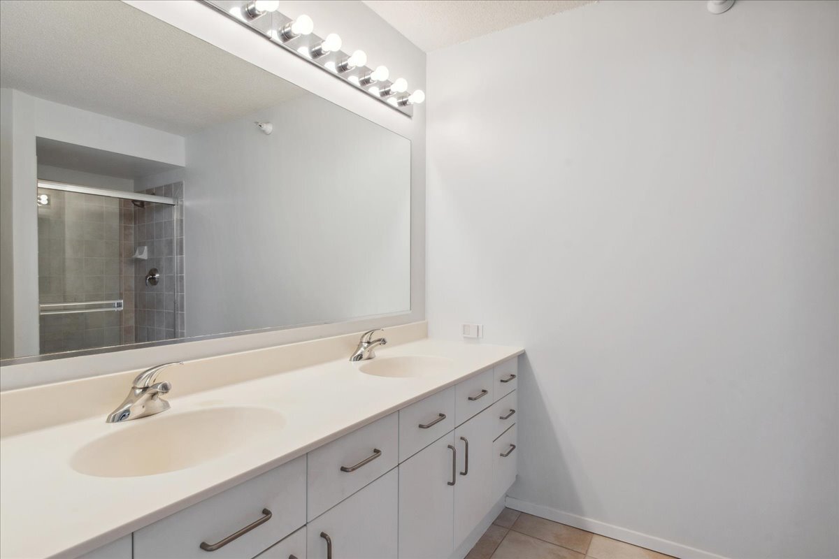 1720 Maple Avenue 2240 Property Photo 11