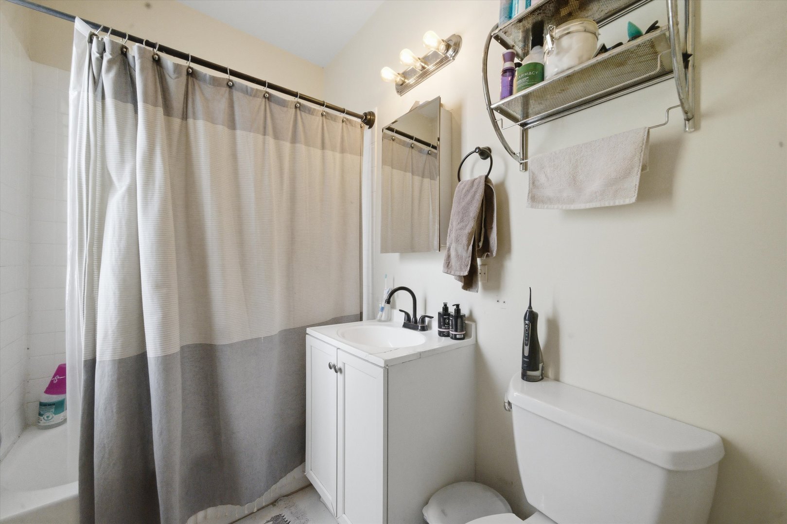 629 W Howard Street Property Photo 12