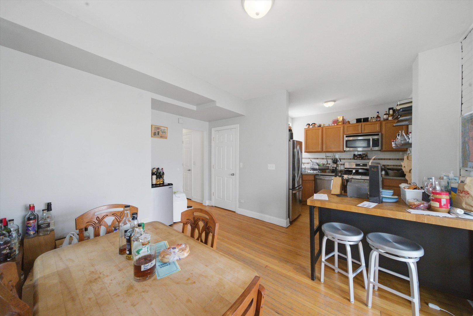629 W Howard Street Property Photo 16