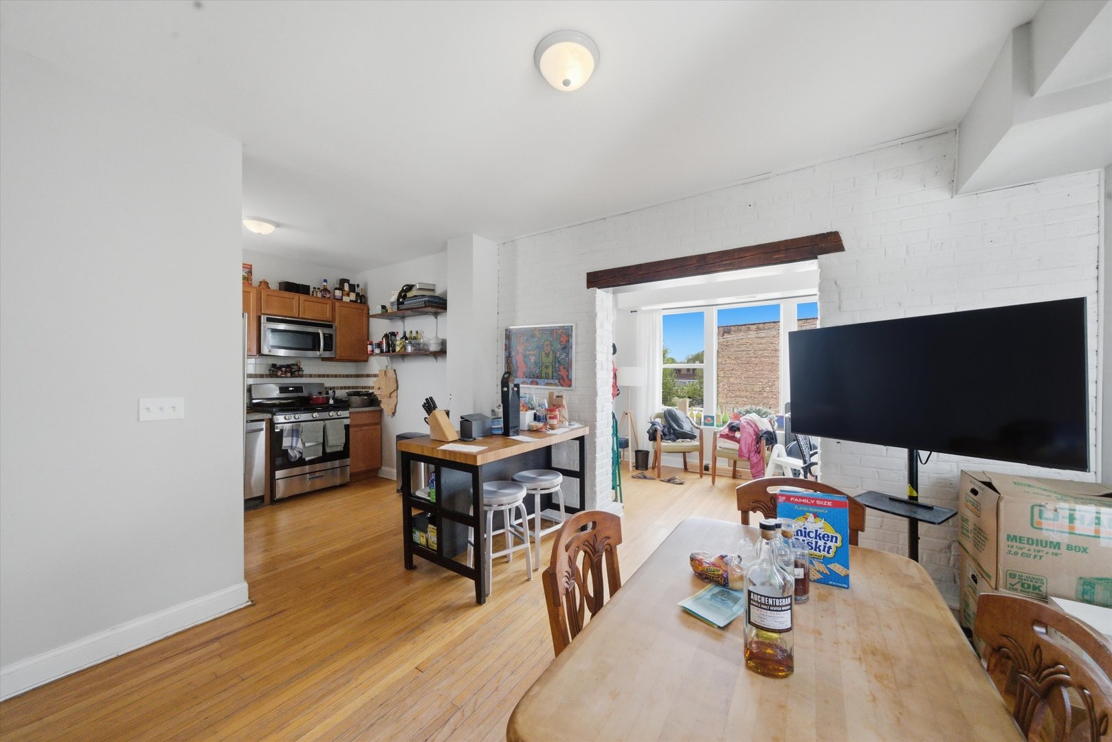 629 W Howard Street Property Photo 18