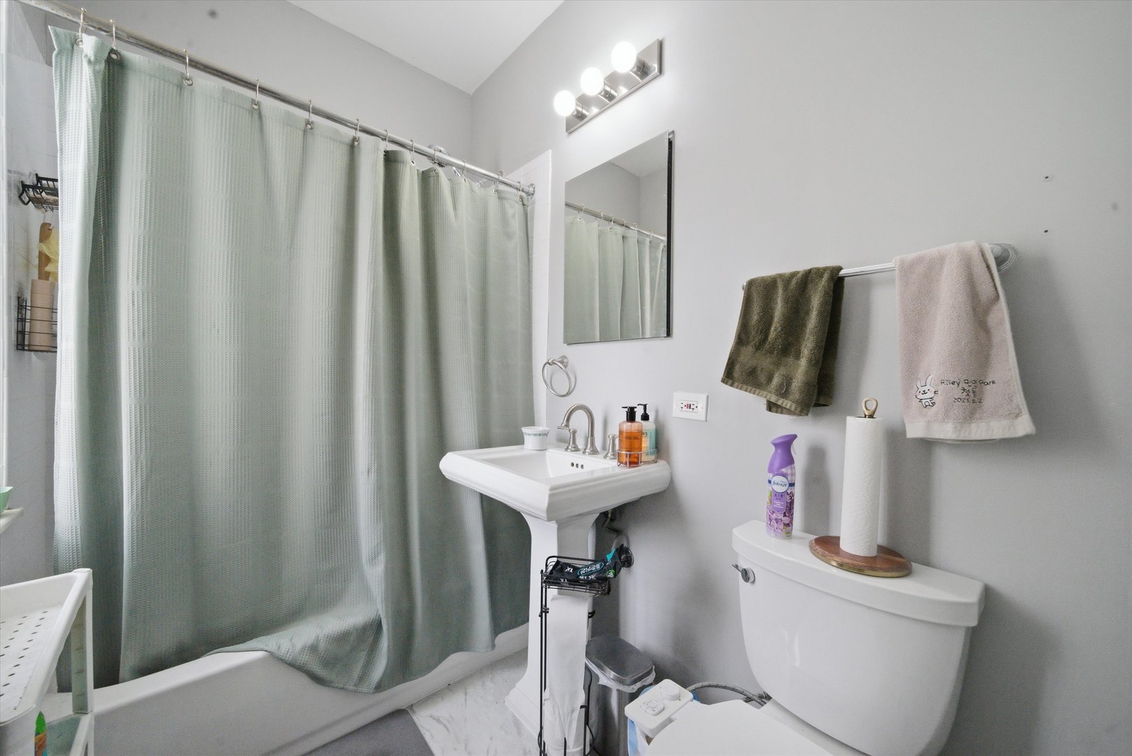 629 W Howard Street Property Photo 19
