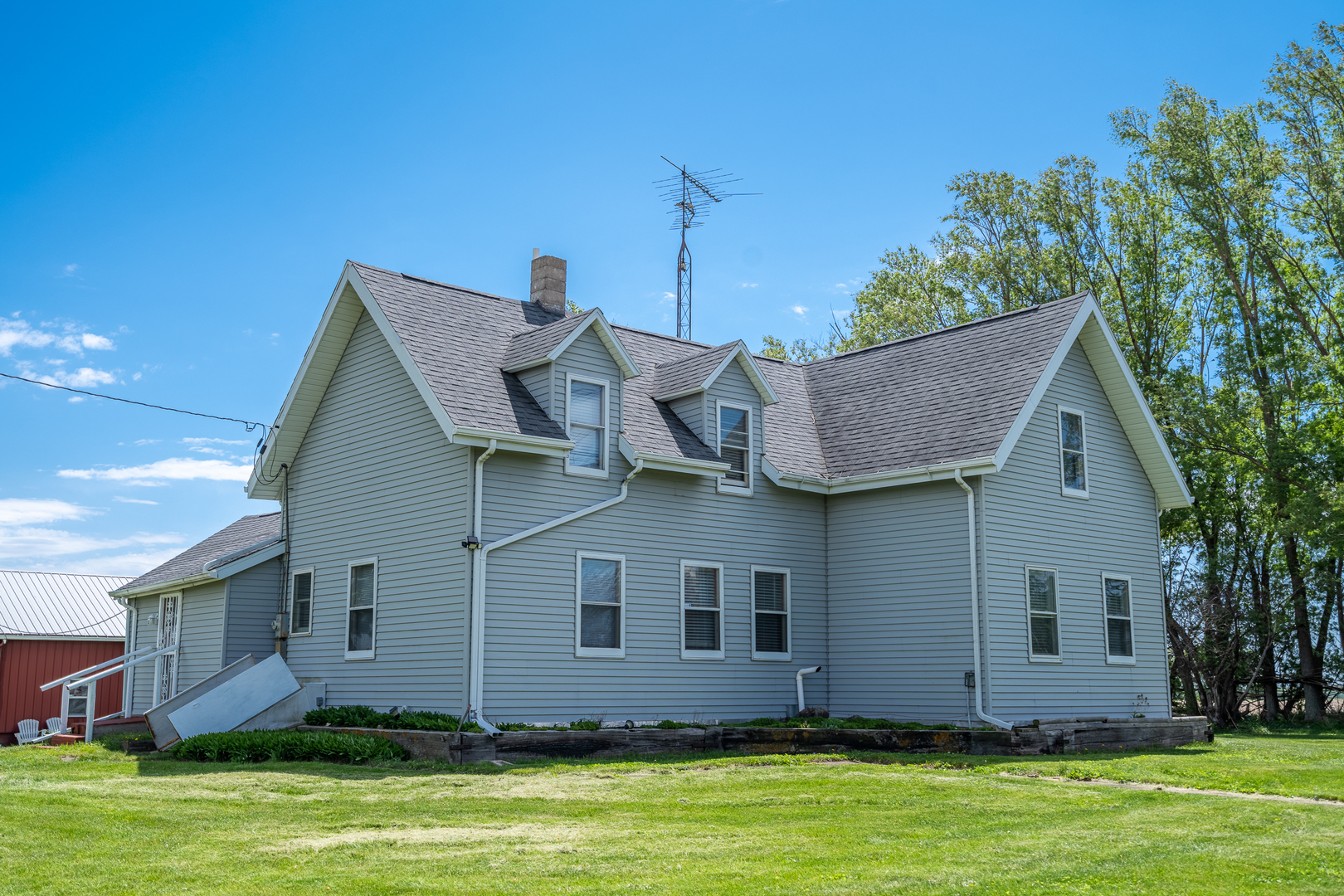 1274 Whitney Road Property Photo 1