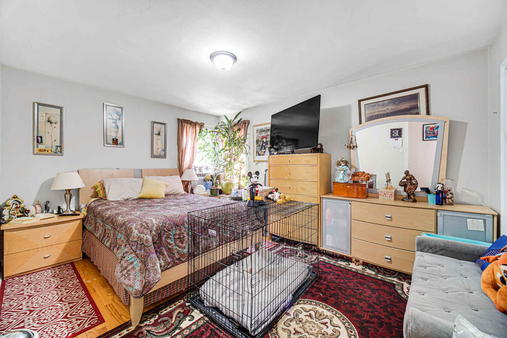 1604 Dobson Street Property Photo 6