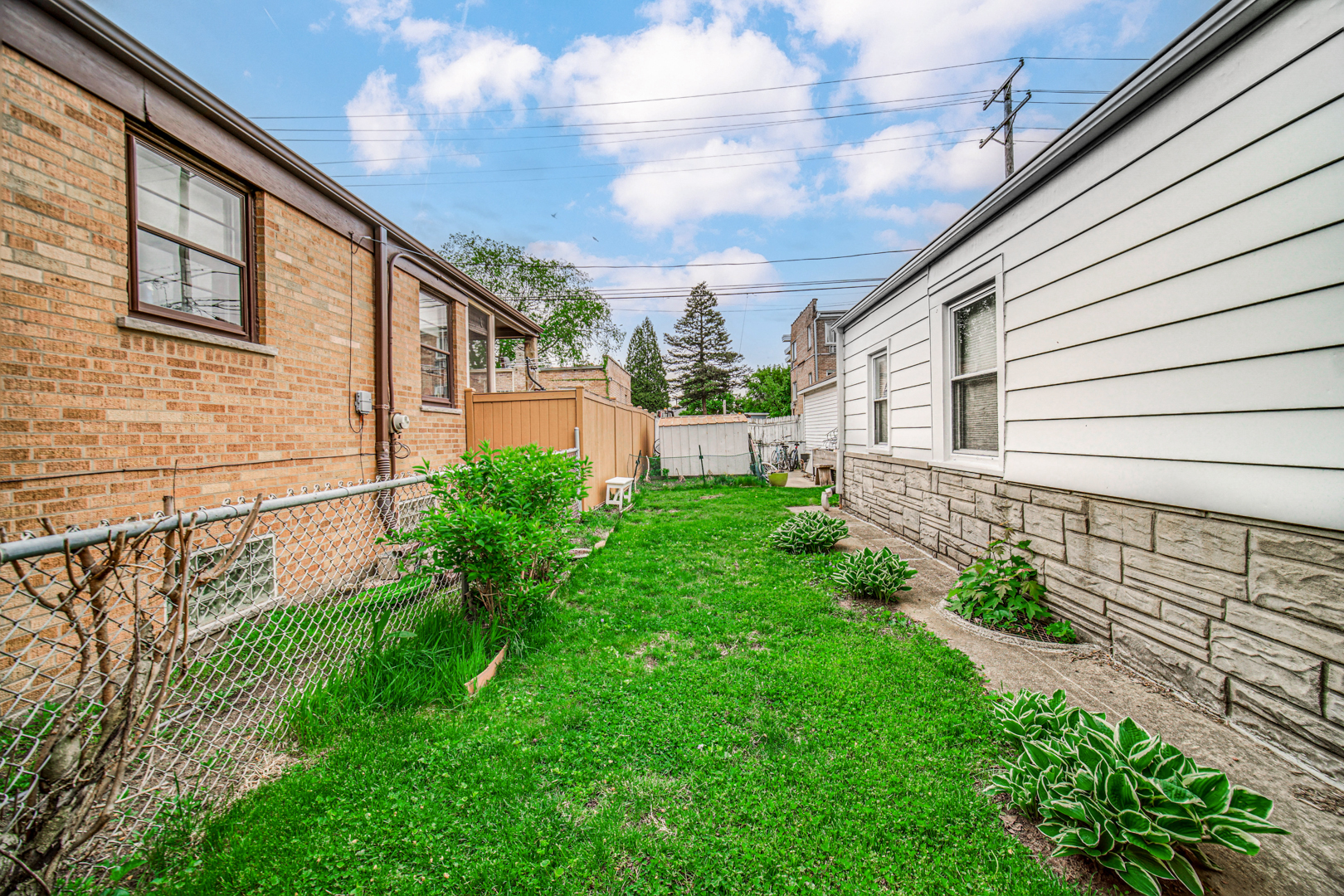 1604 Dobson Street Property Photo 20