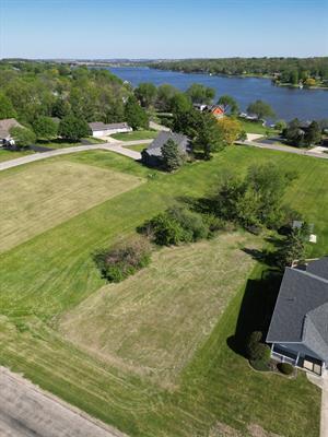951 Lake Summerset Road Property Photo 3