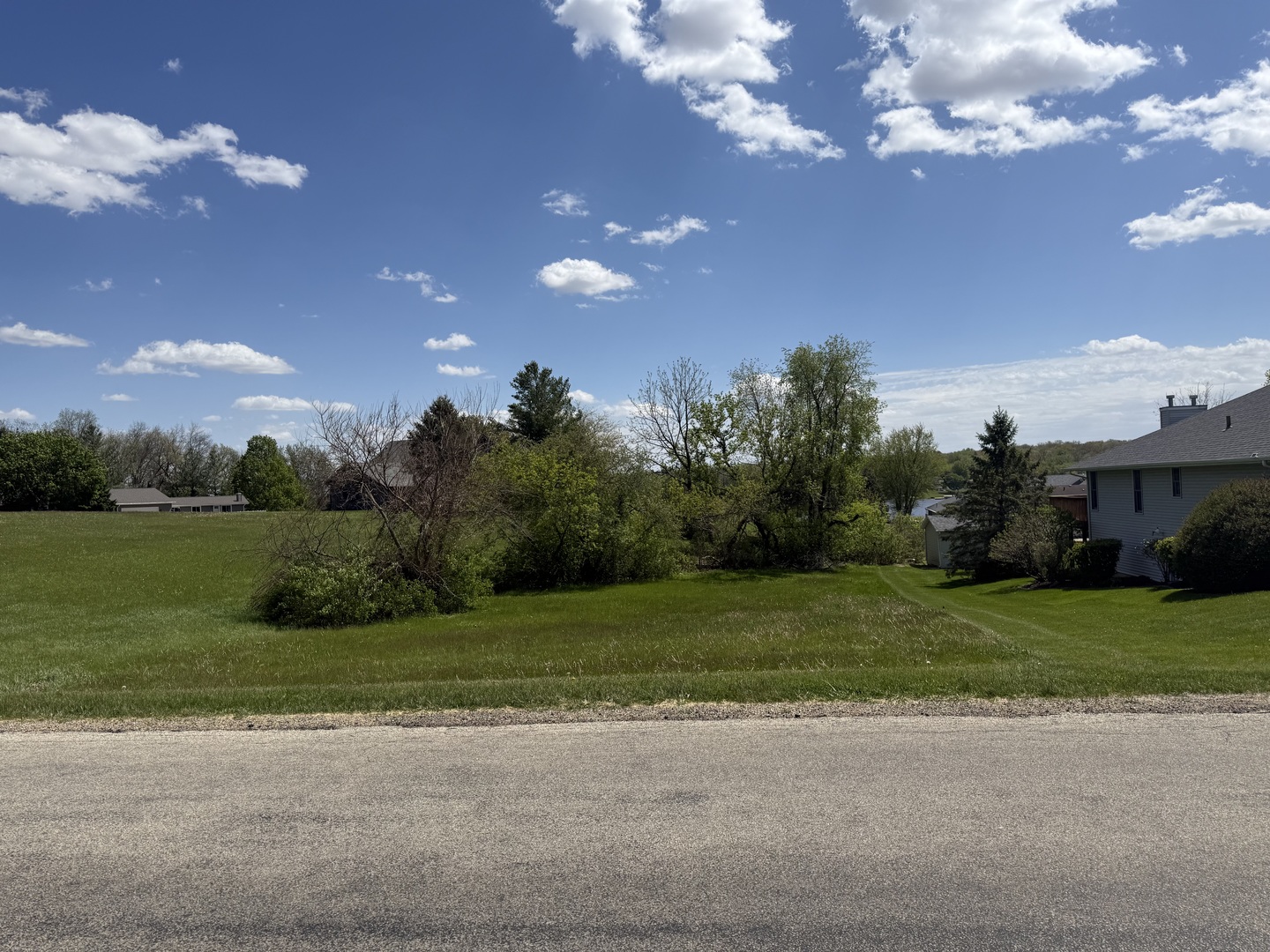 951 Lake Summerset Road Property Photo 5