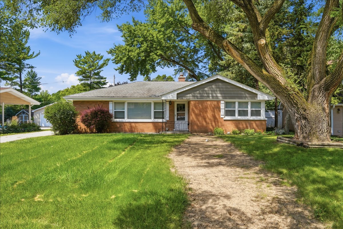 1186 Highland Road Property Photo 1