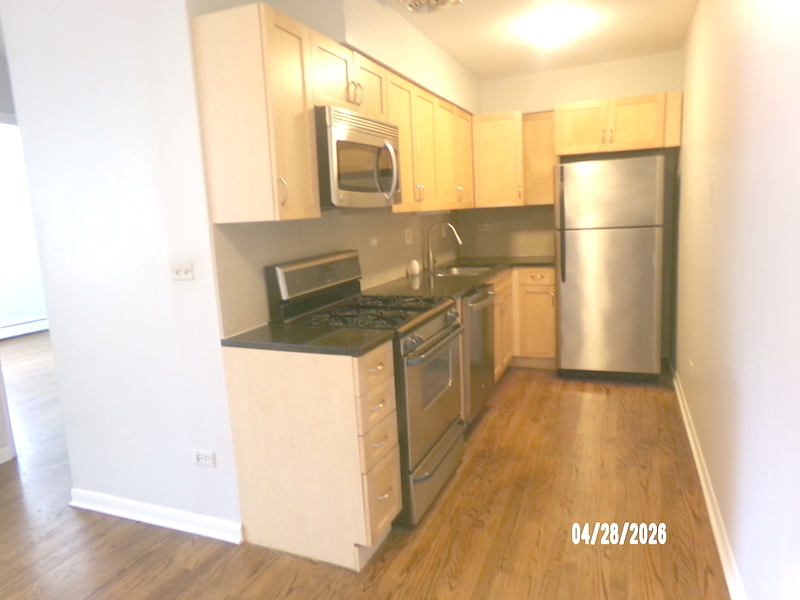 515 W Wrightwood Avenue 315 Property Photo 9