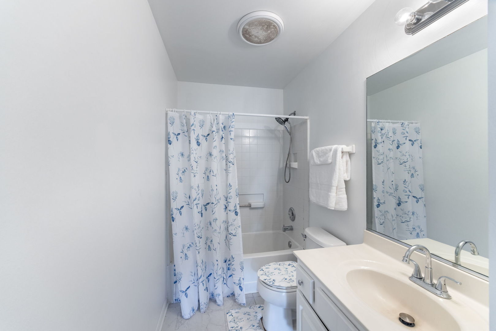 1237 E Greystone Drive Property Photo 15